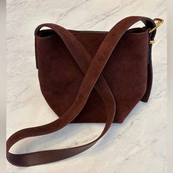 NWT Madewell Essential Mini Tote Bucket Bag Chocolate Raisin - Picture 2 of 9